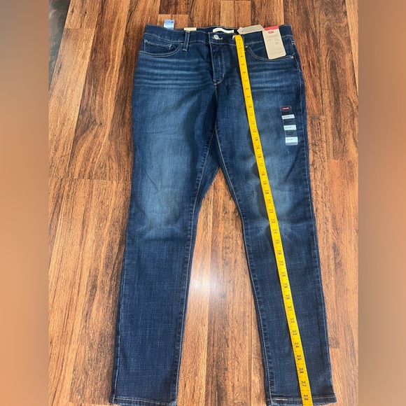 Levi's Women's Navy Skinny Jeans - Picture 8 of 8